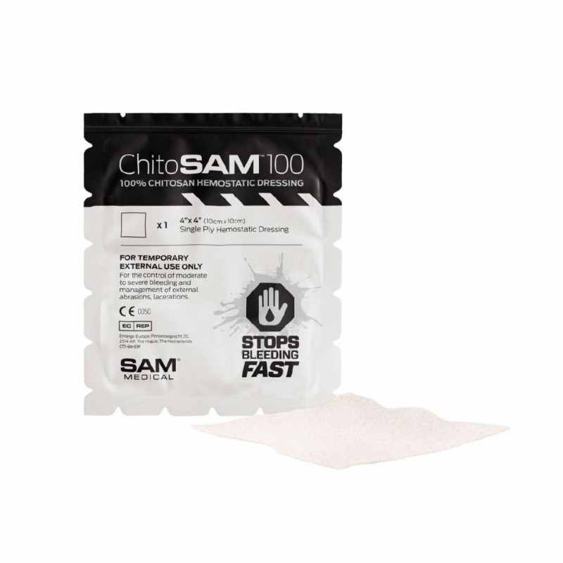 zwart witte verpakking met tekst stops bleeding fast SAM Medical